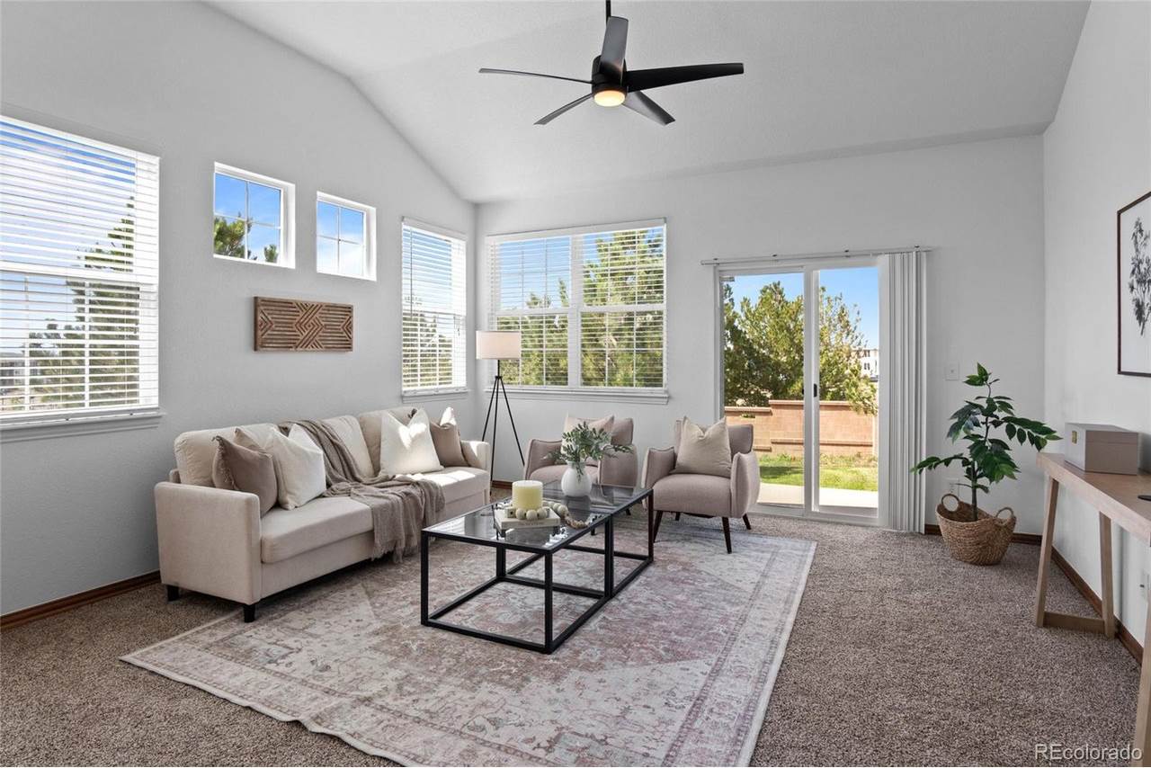 6241 N Dunkirk Ct, Aurora, CO 80019