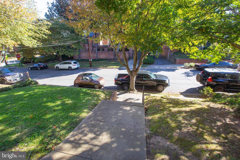 4016 47TH Street NW, Washington, DC 20016