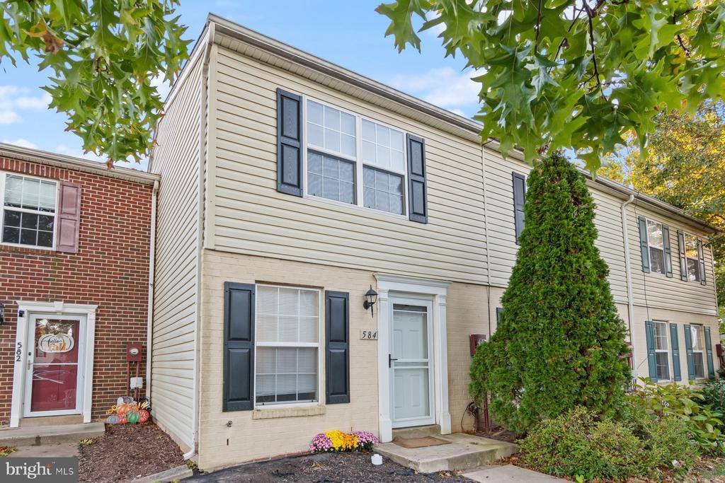584 Cotswold Court, Frederick, MD 21703