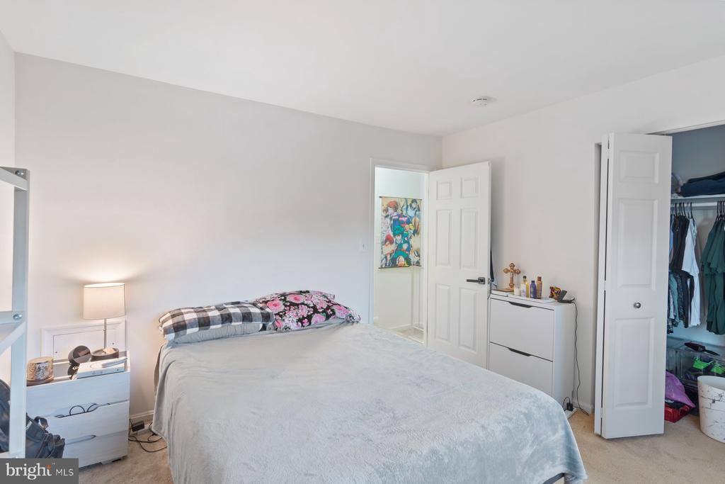 584 Cotswold Court, Frederick, MD 21703