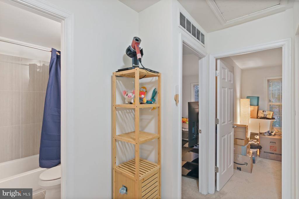 584 Cotswold Court, Frederick, MD 21703