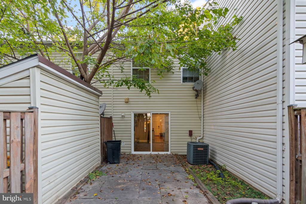 584 Cotswold Court, Frederick, MD 21703