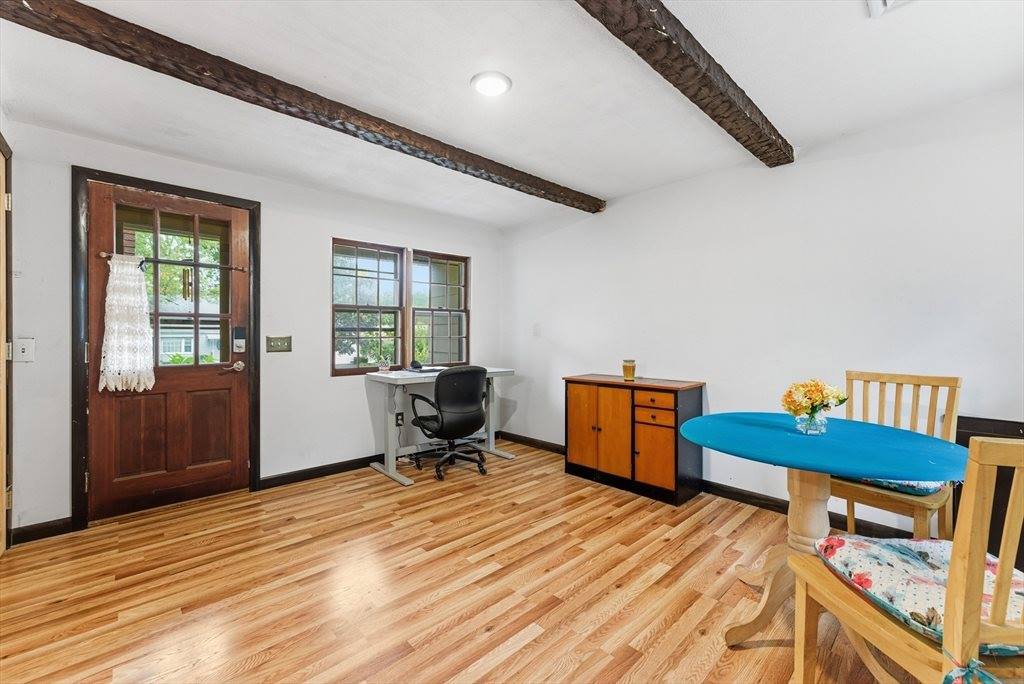 193 Roy St, Springfield, MA 01104