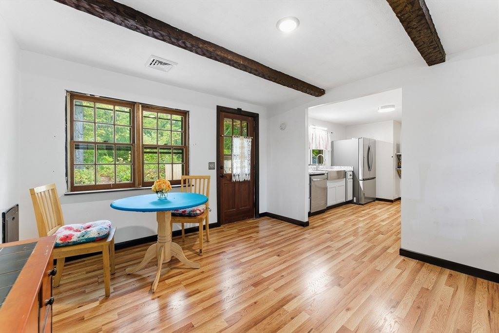 193 Roy St, Springfield, MA 01104