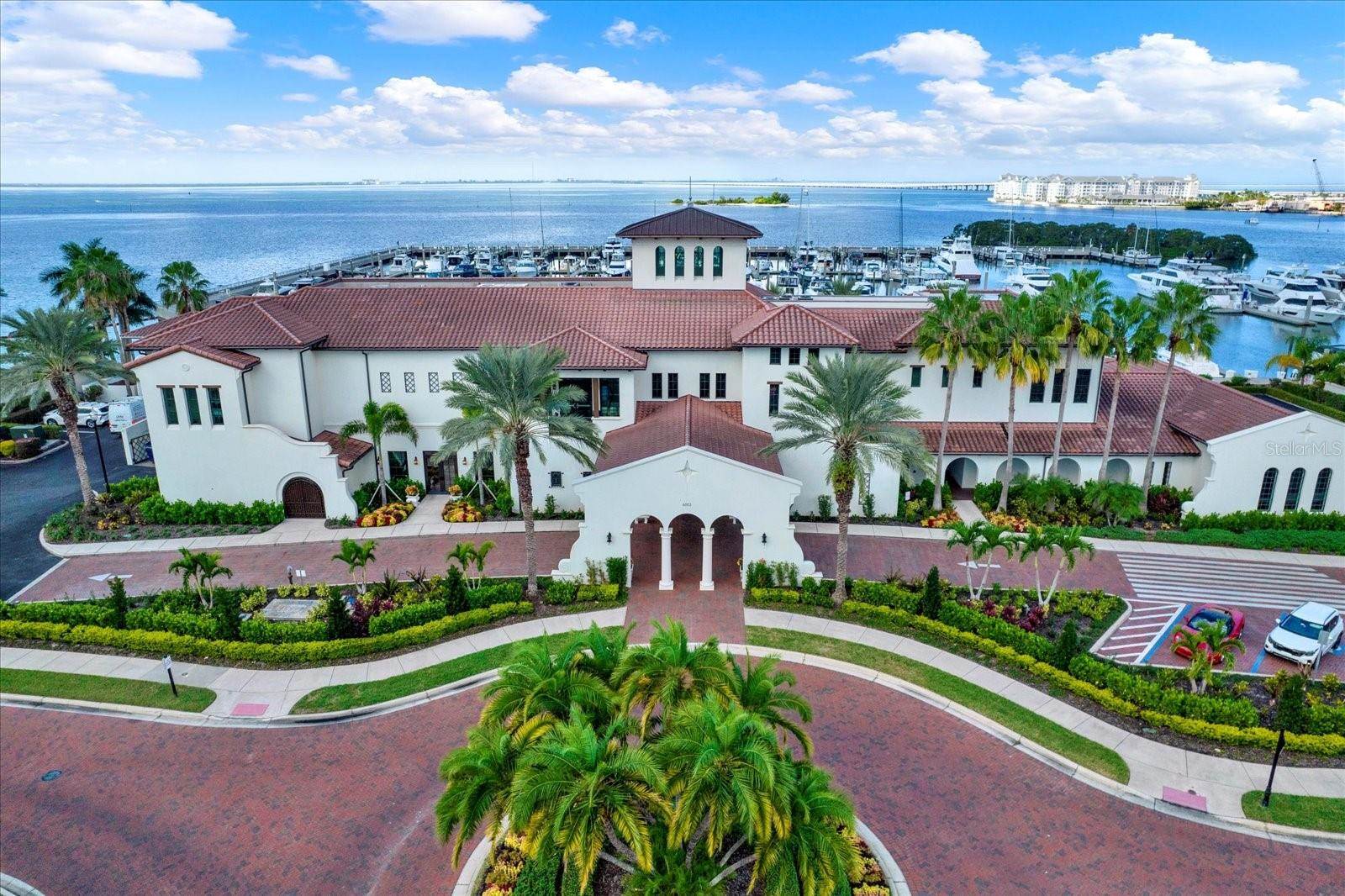 5804 Yeats Manor Drive, Tampa, FL 33616