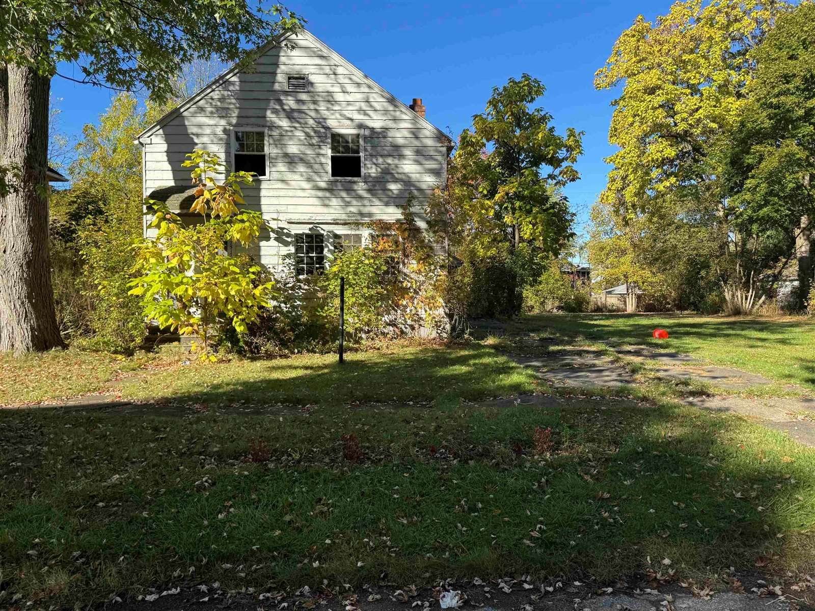 2517 Mount Elliot Avenue, Flint, MI 48504