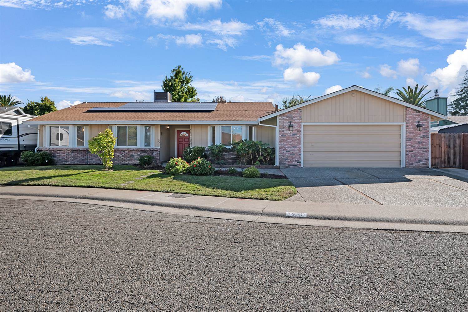 5930 Sirl Way, Orangevale, CA 95662