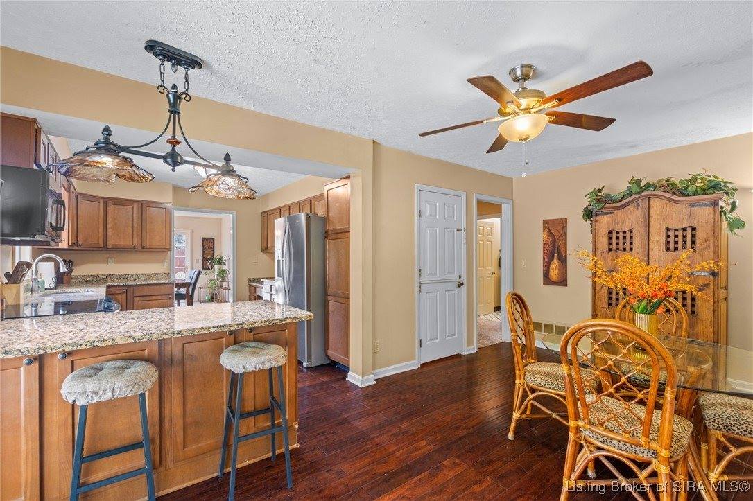 111 Trimingham Road, New Albany, IN 47150