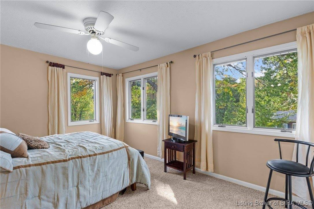 111 Trimingham Road, New Albany, IN 47150
