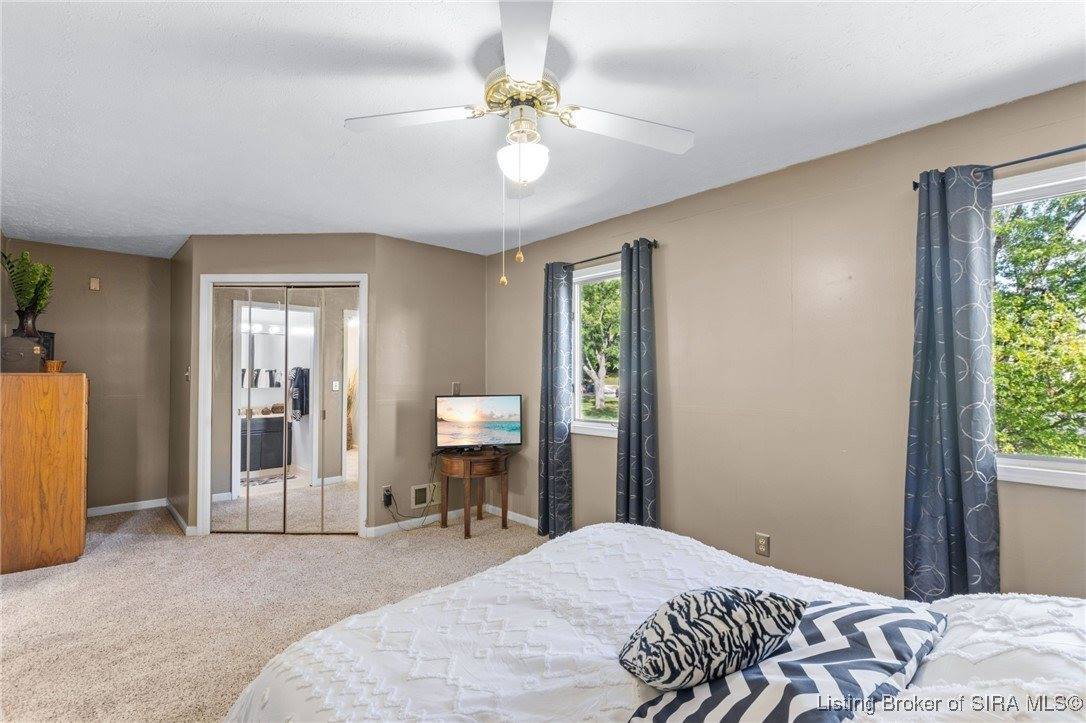 111 Trimingham Road, New Albany, IN 47150