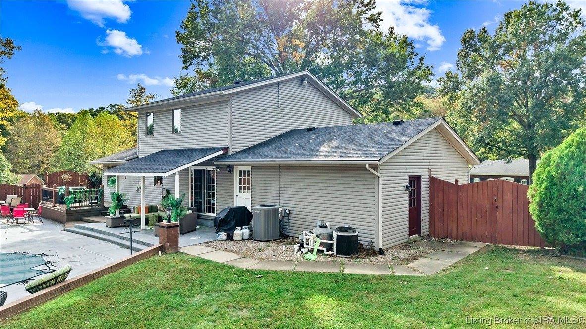 111 Trimingham Road, New Albany, IN 47150