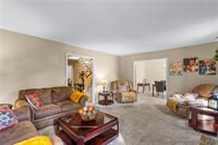 111 Trimingham Road, New Albany, IN 47150