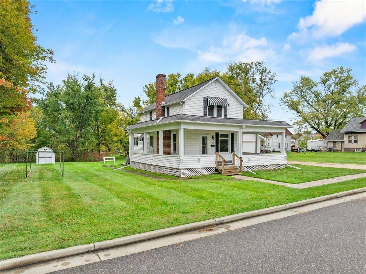 306 W 3rd Street, Granton, WI 54436