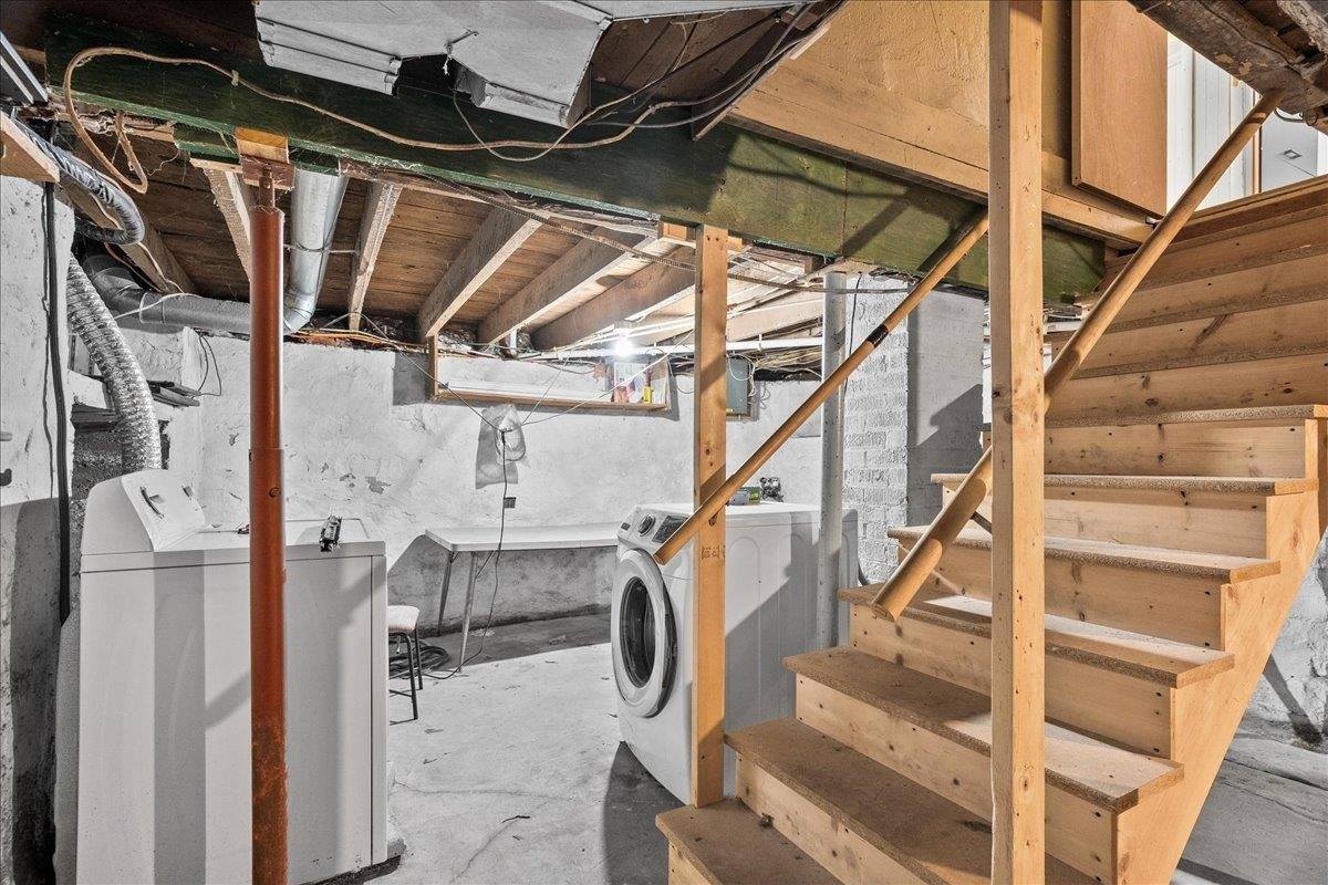 306 W 3rd Street, Granton, WI 54436