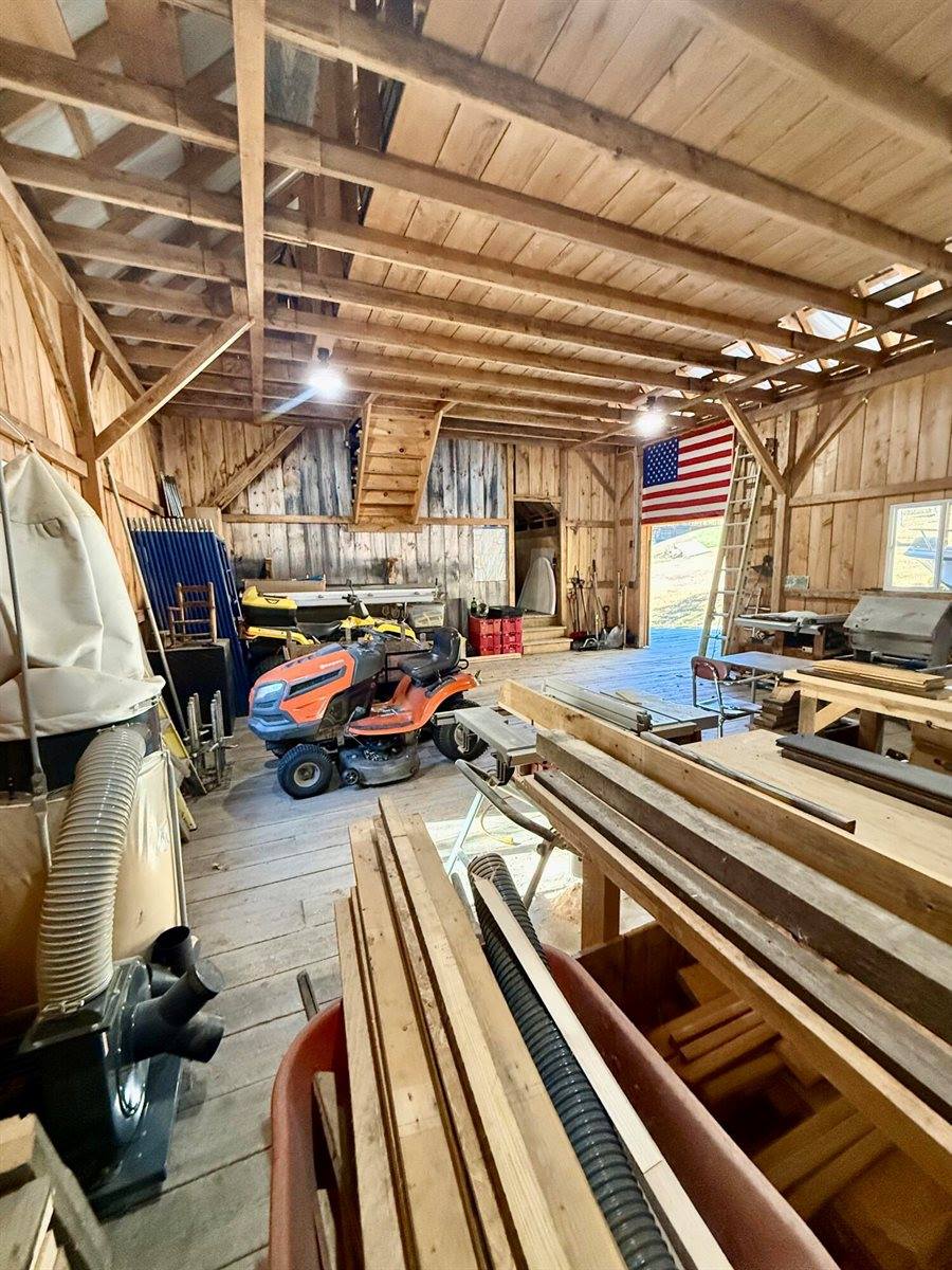 7 Hill Top Road, Guilford, ME 04443