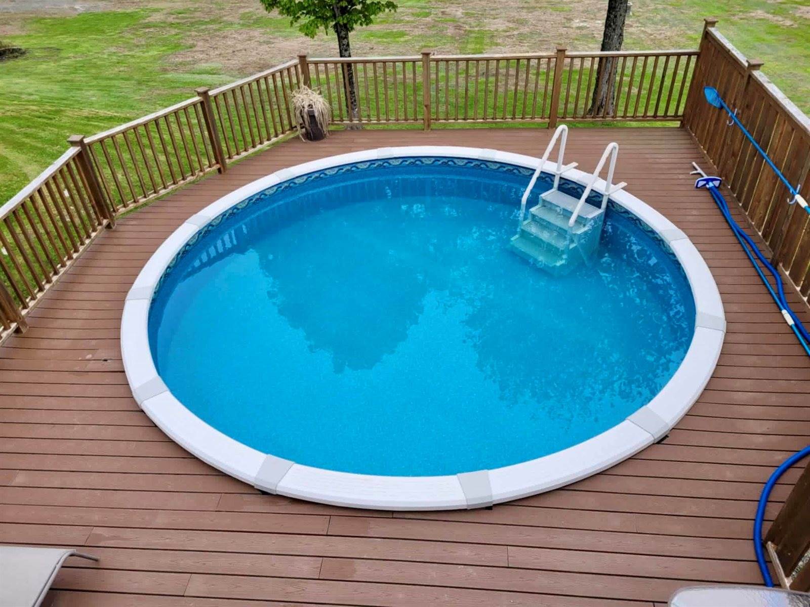 7 Hill Top Road, Guilford, ME 04443