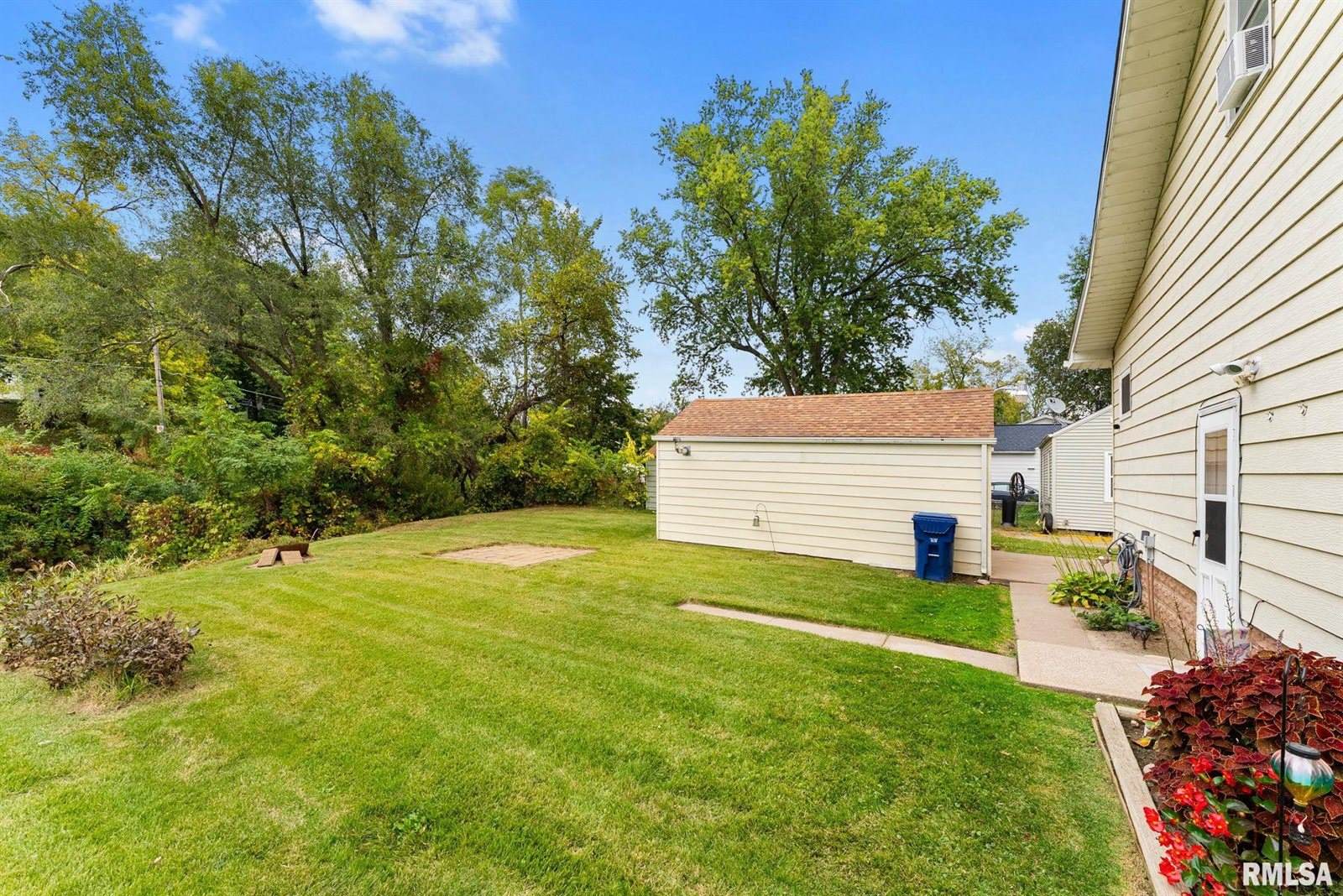 3154 Diehn Avenue, Davenport, IA 52802