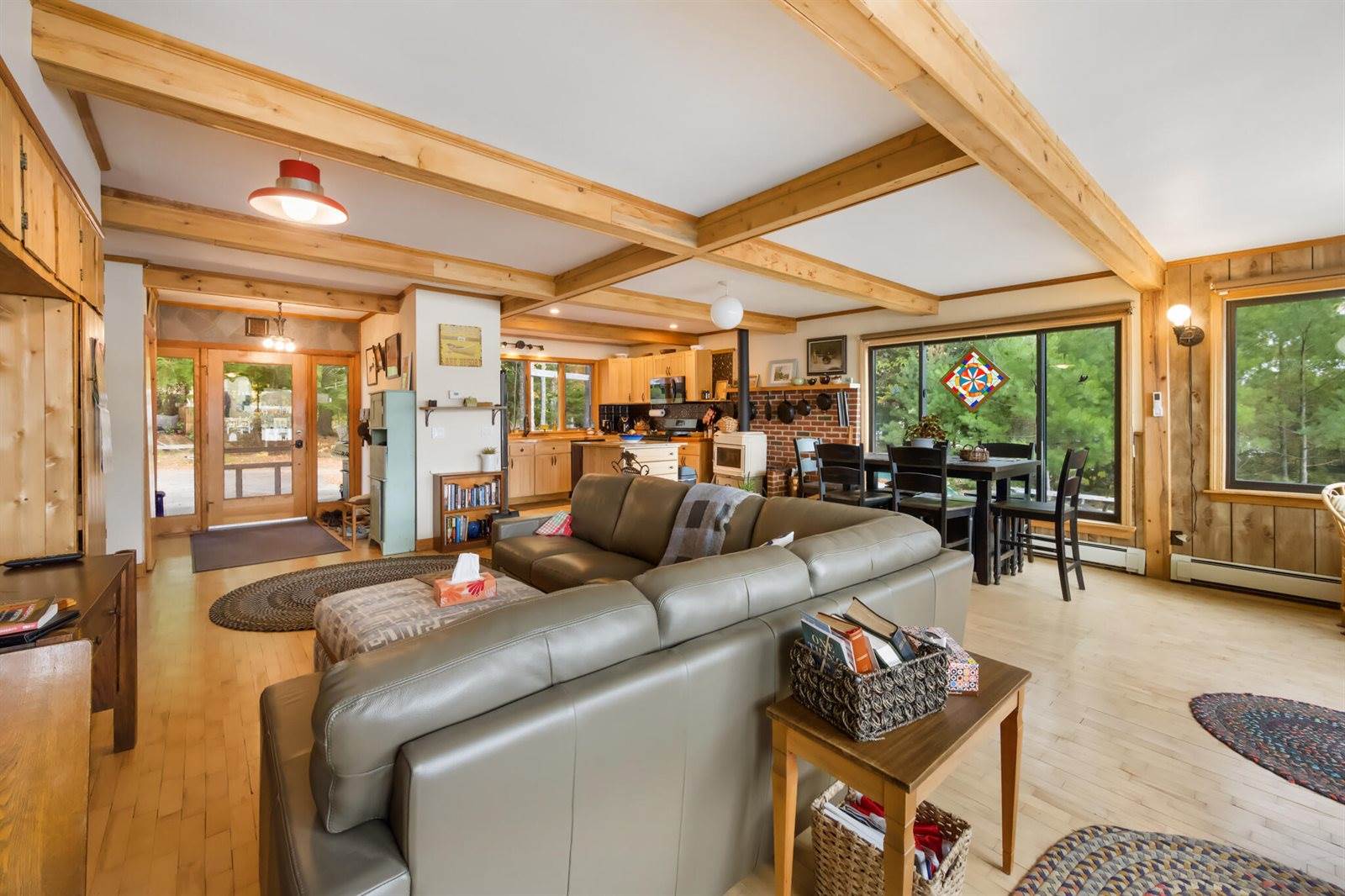 15 Memory Lane, Lincoln, ME 04457