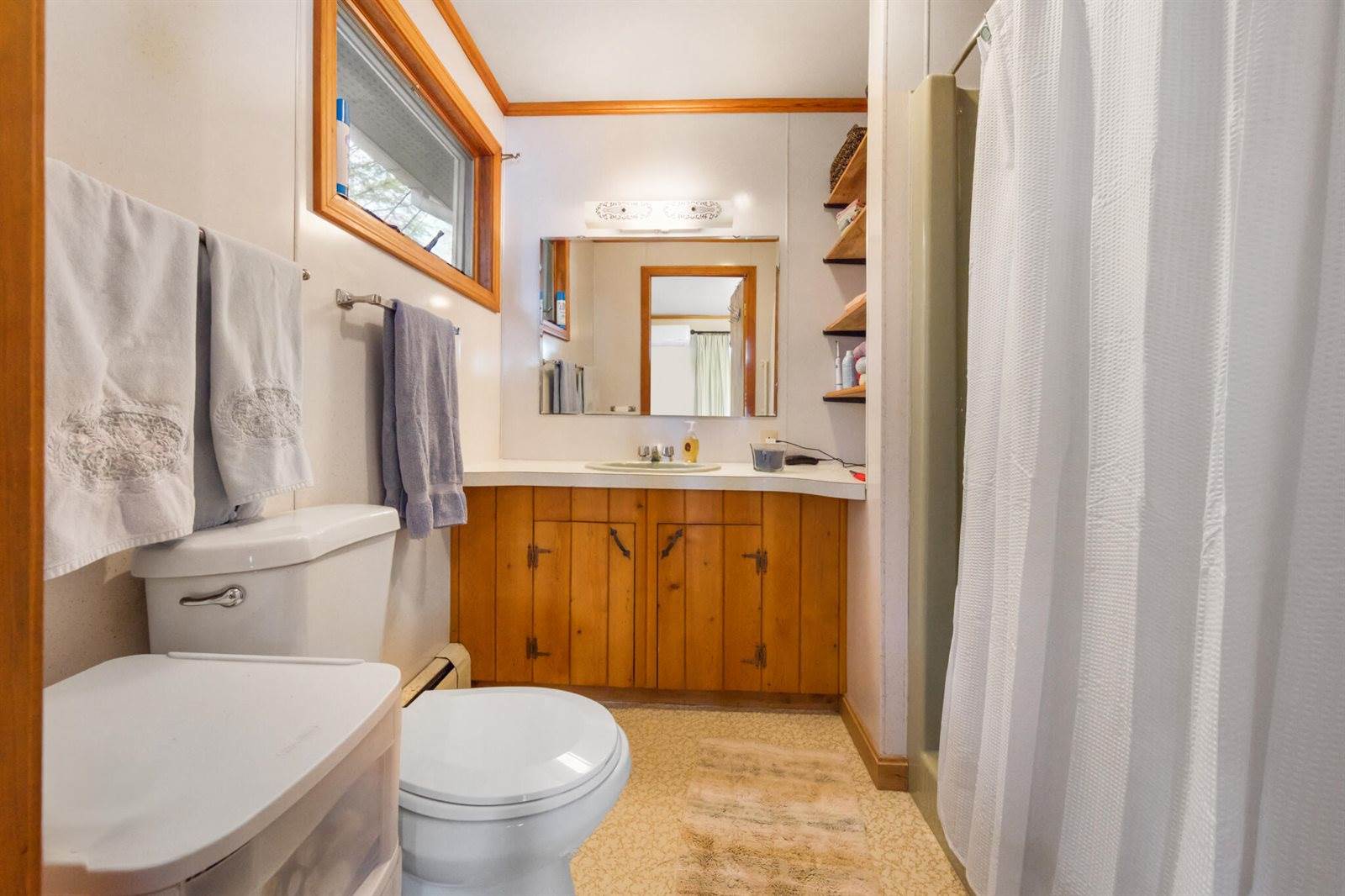 15 Memory Lane, Lincoln, ME 04457