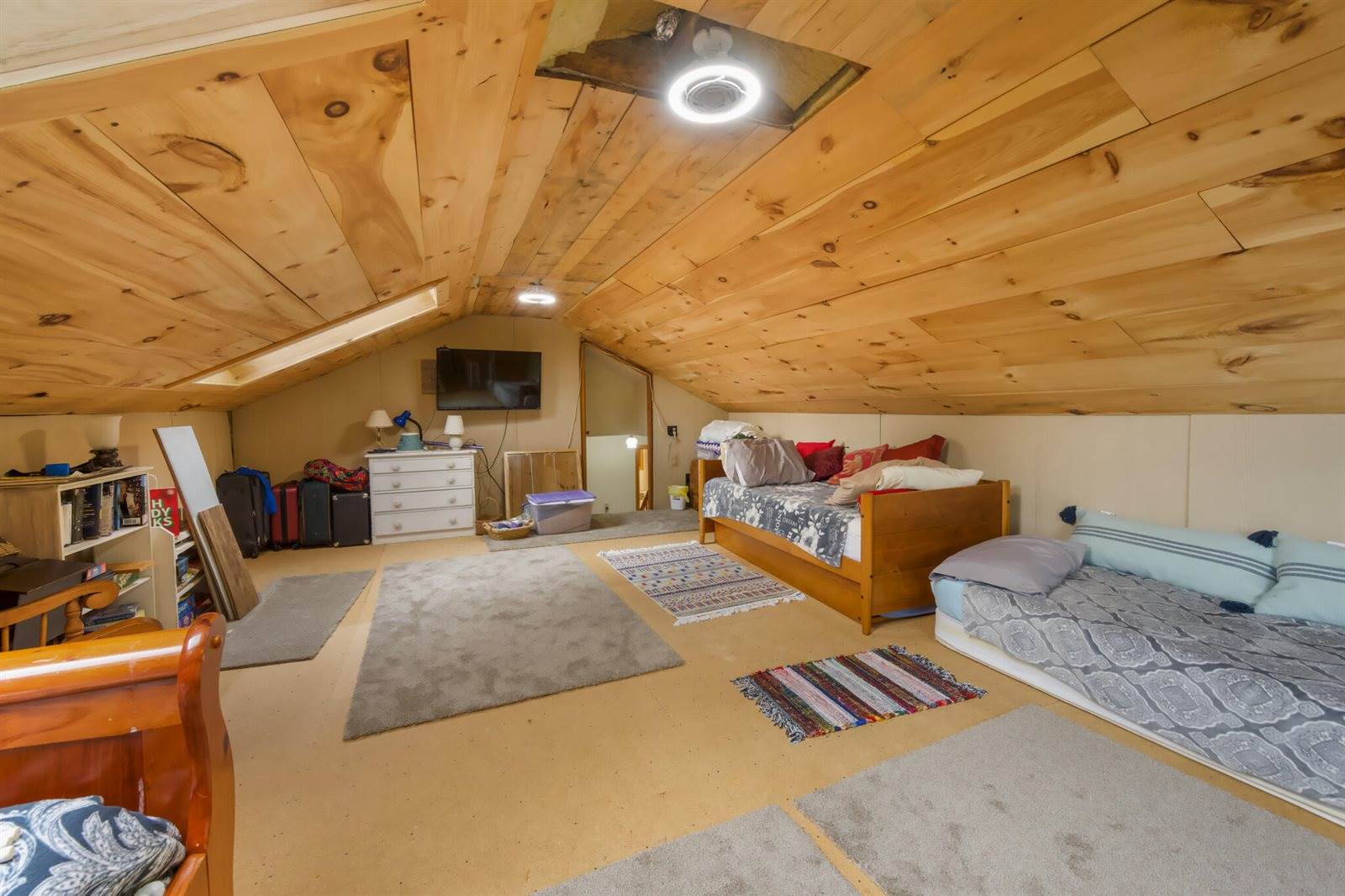 15 Memory Lane, Lincoln, ME 04457