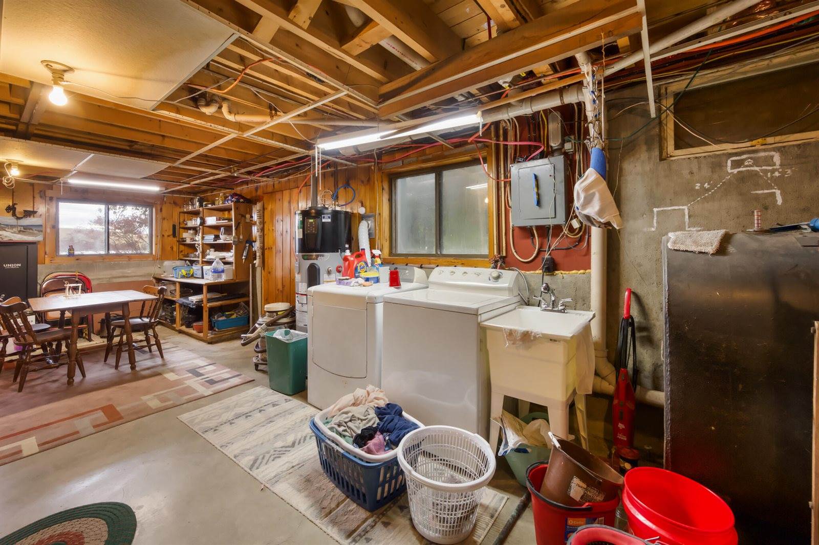 15 Memory Lane, Lincoln, ME 04457