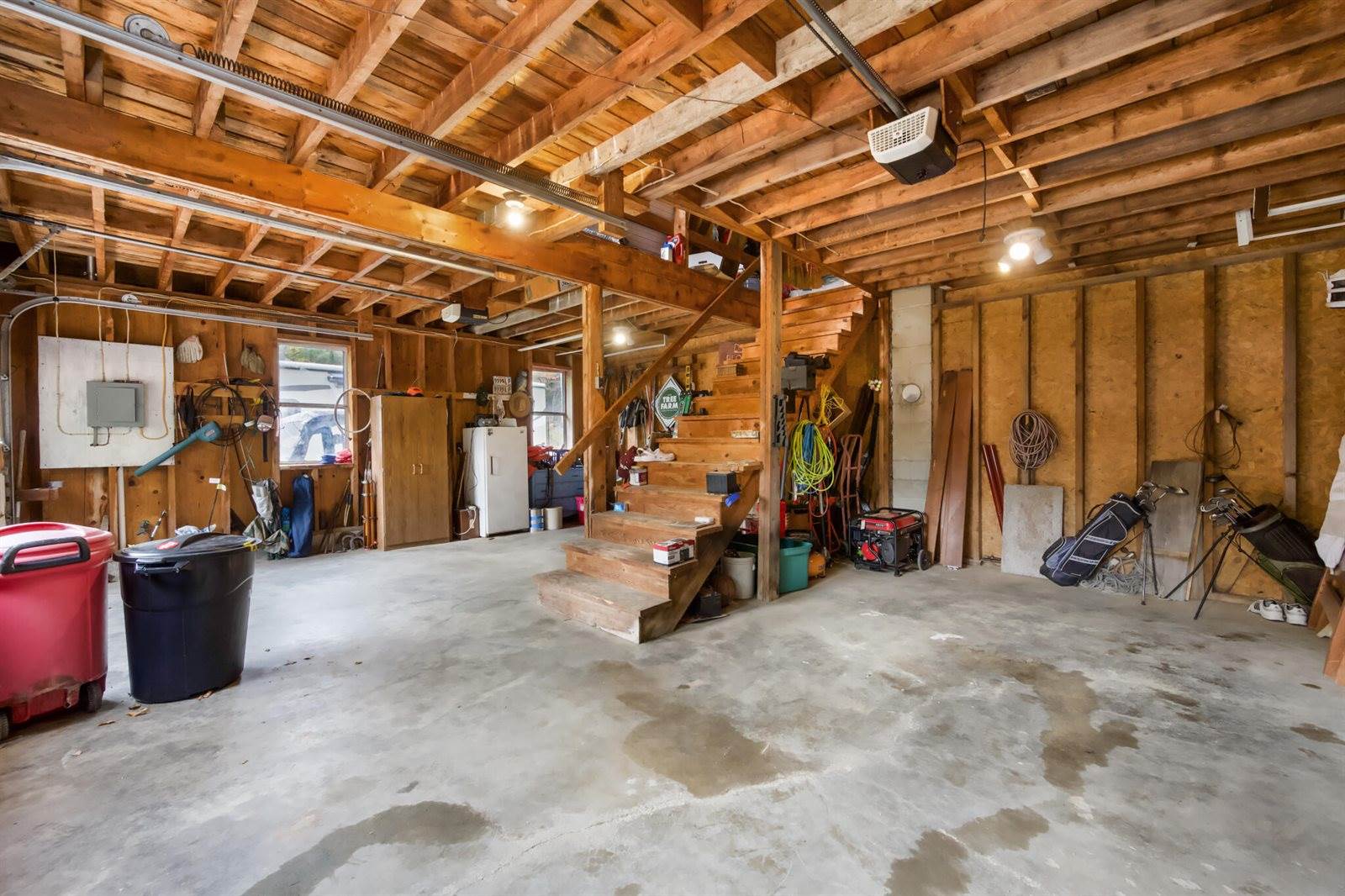 15 Memory Lane, Lincoln, ME 04457