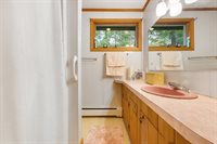 15 Memory Lane, Lincoln, ME 04457