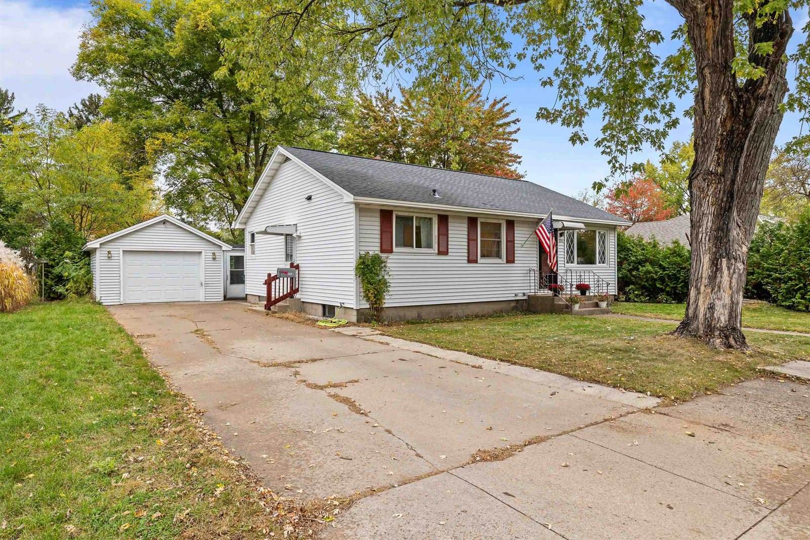 321 18th Street North, Wisconsin Rapids, WI 54494