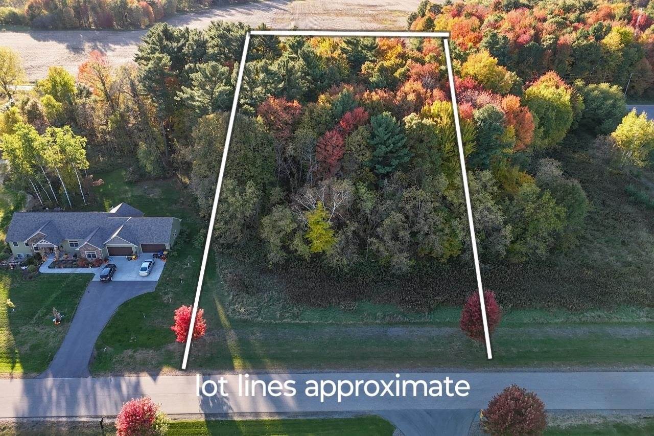 2100 Peninsula Place, Junction City, WI 54443