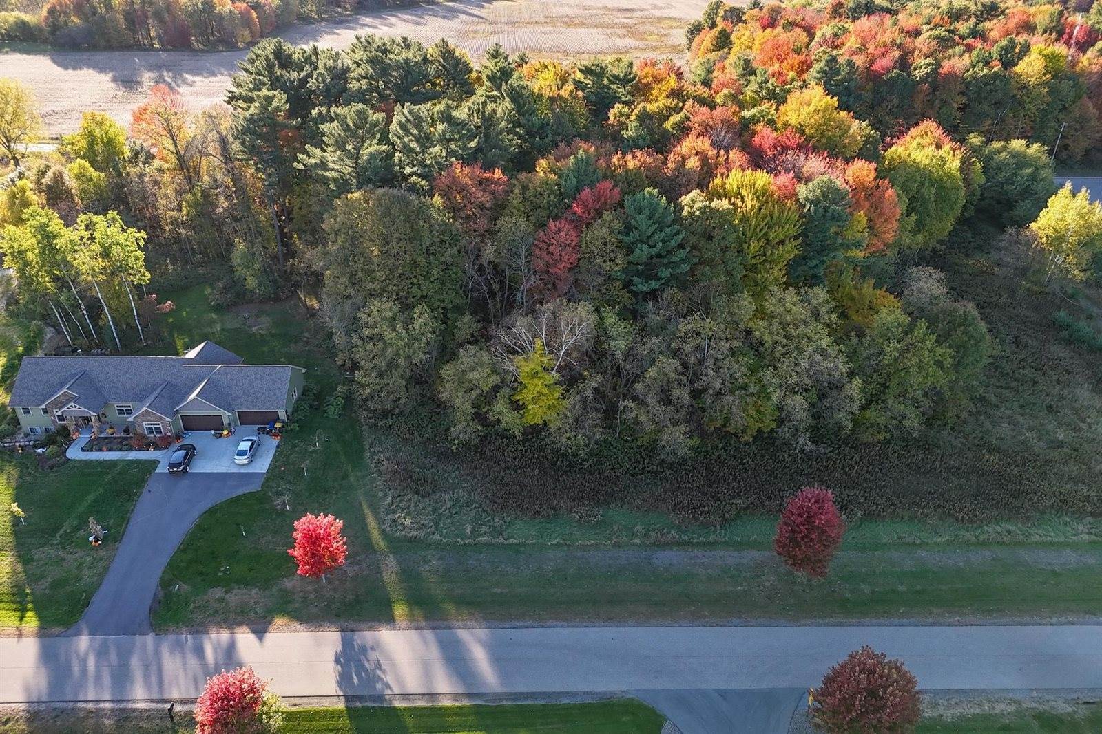 2100 Peninsula Place, Junction City, WI 54443