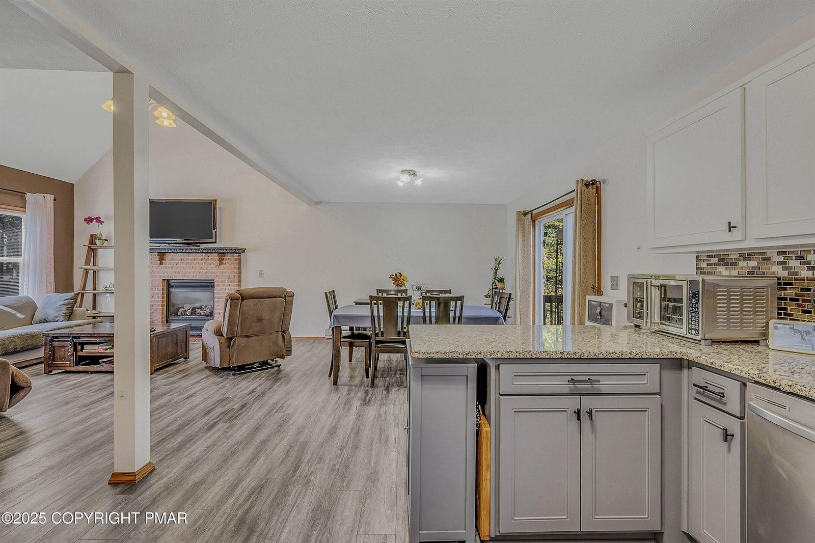 28 Lenape Drive, East Stroudsburg, PA 18302