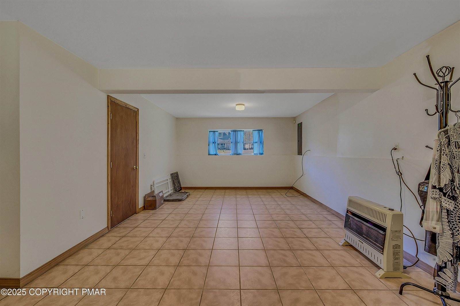 28 Lenape Drive, East Stroudsburg, PA 18302