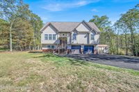 28 Lenape Drive, East Stroudsburg, PA 18302