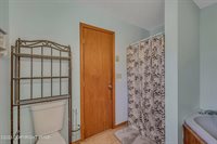 28 Lenape Drive, East Stroudsburg, PA 18302
