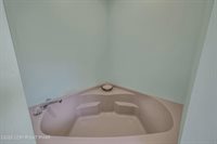 28 Lenape Drive, East Stroudsburg, PA 18302