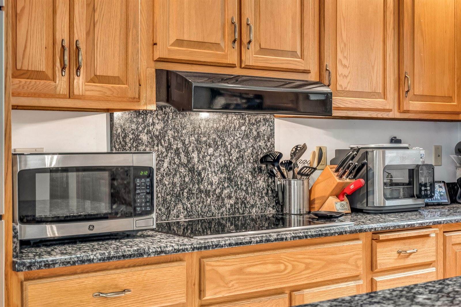 443 Main Road North, Hampden, ME 04444