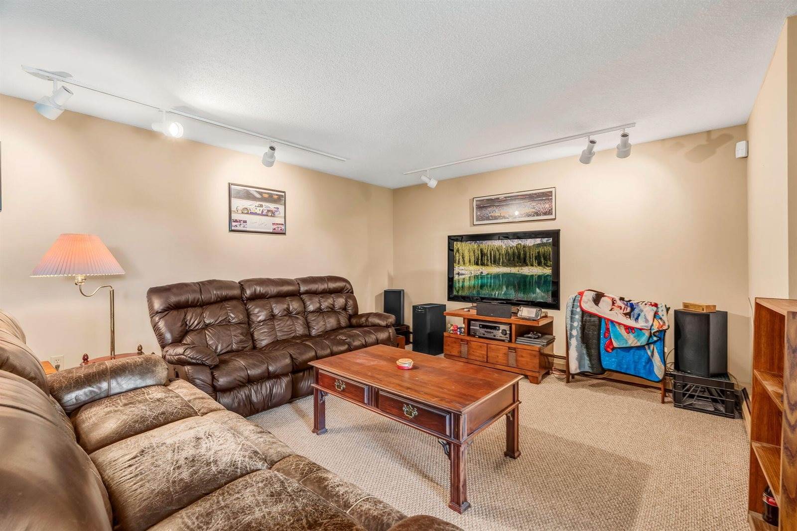 443 Main Road North, Hampden, ME 04444