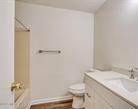 2006 Bayhead Drive, Sayreville, NJ 08859