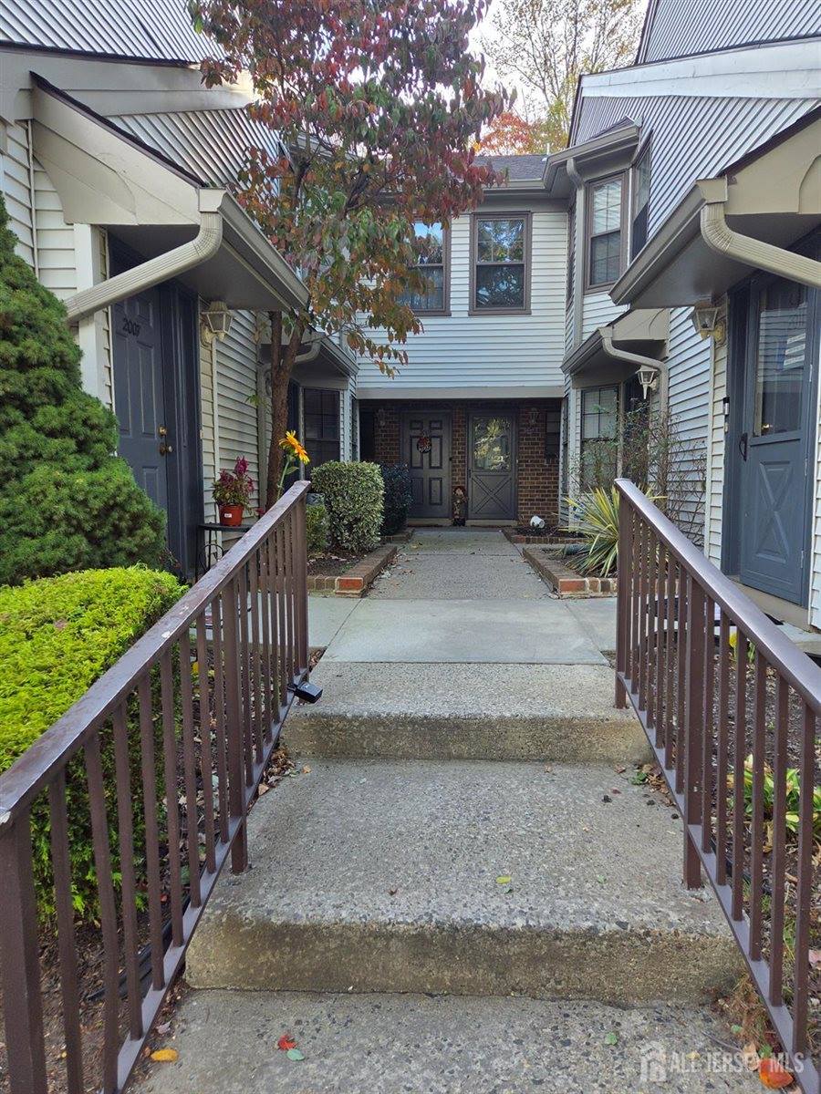 2006 Bayhead Drive, Sayreville, NJ 08859