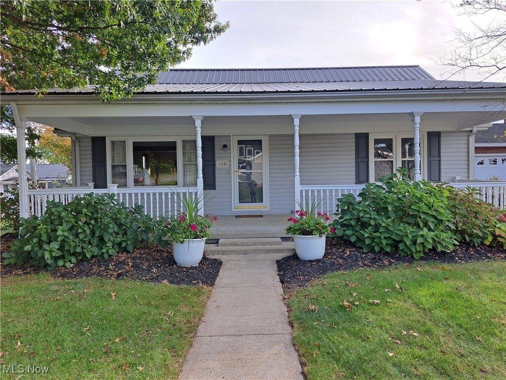 250 Sycamore Street, Duncan Falls, OH 43734