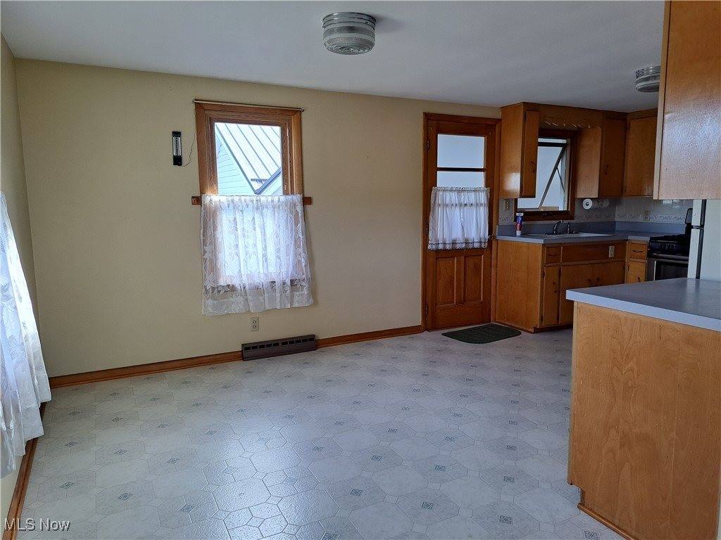 250 Sycamore Street, Duncan Falls, OH 43734