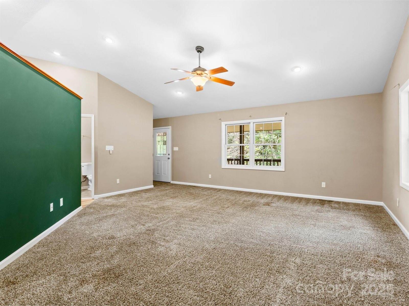 515 Pond Road, Asheville, NC 28806