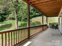 515 Pond Road, Asheville, NC 28806