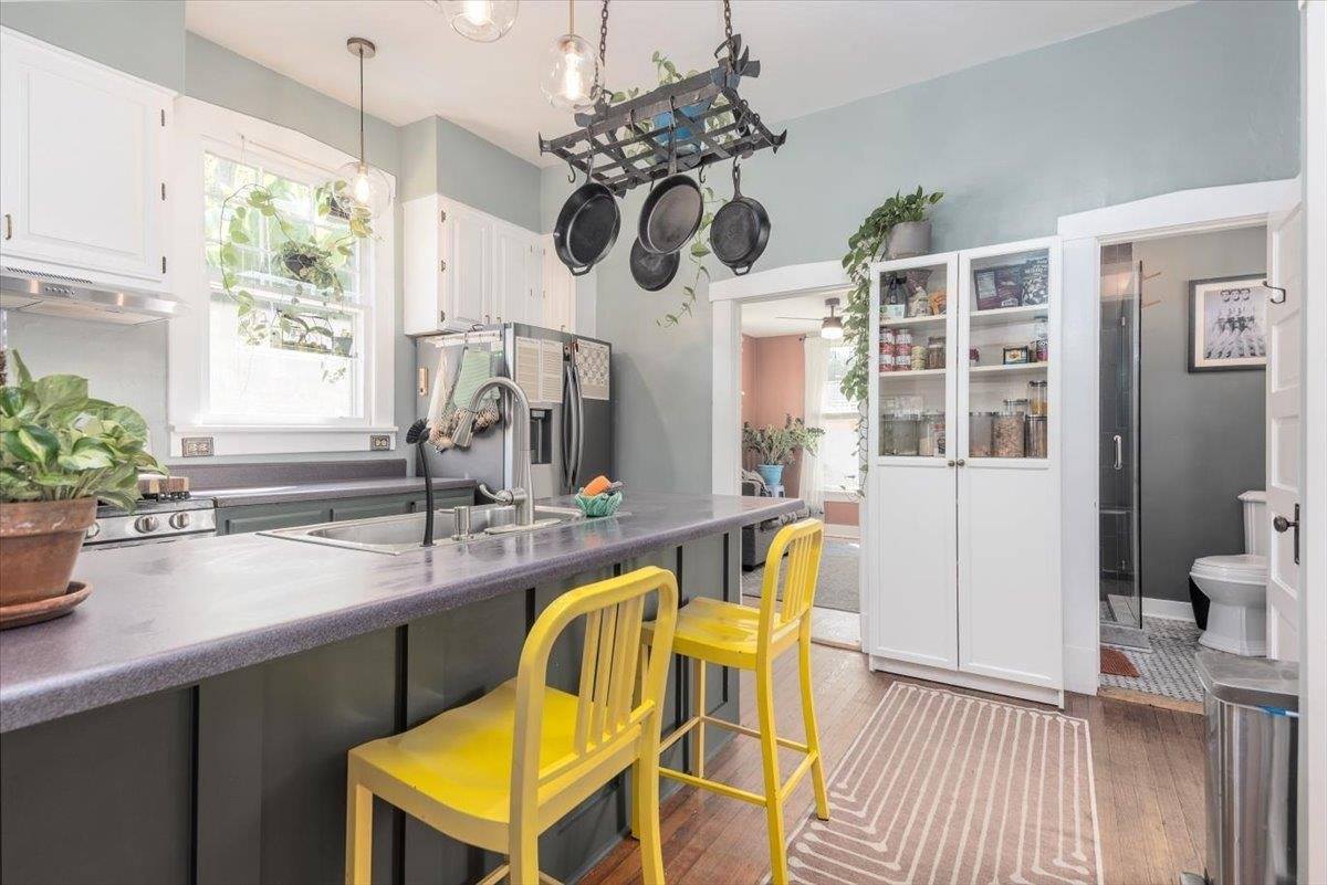 1955 Felix Ave, Memphis, TN 38104