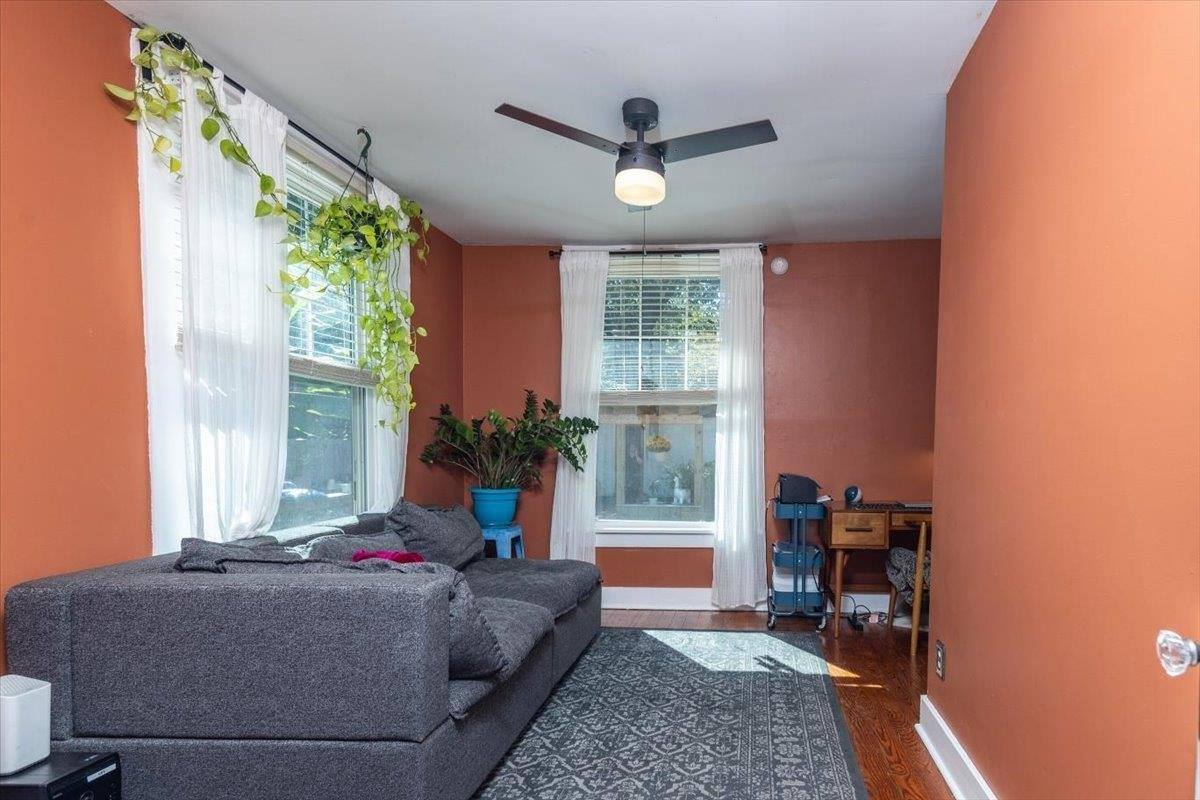 1955 Felix Ave, Memphis, TN 38104