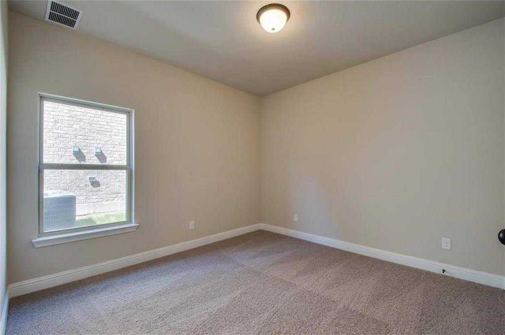 410 Bentley Drive, Midlothian, TX 76065