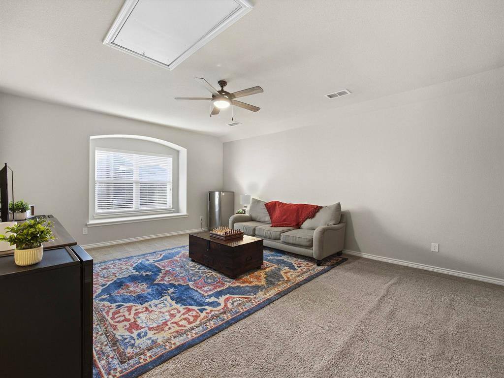 410 Bentley Drive, Midlothian, TX 76065