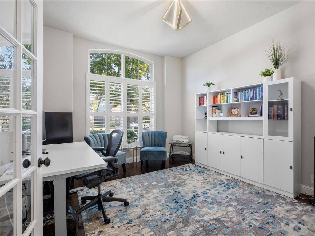 410 Bentley Drive, Midlothian, TX 76065