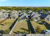 410 Bentley Drive, Midlothian, TX 76065