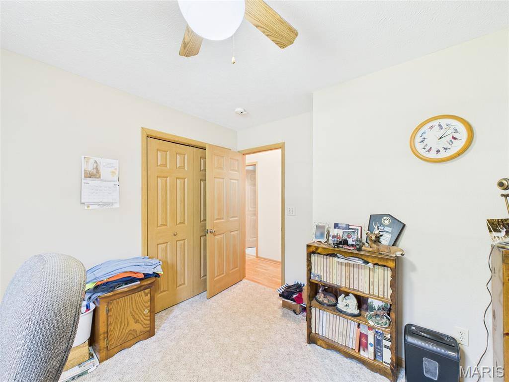 14060 Country Lane, Dixon, MO 65459